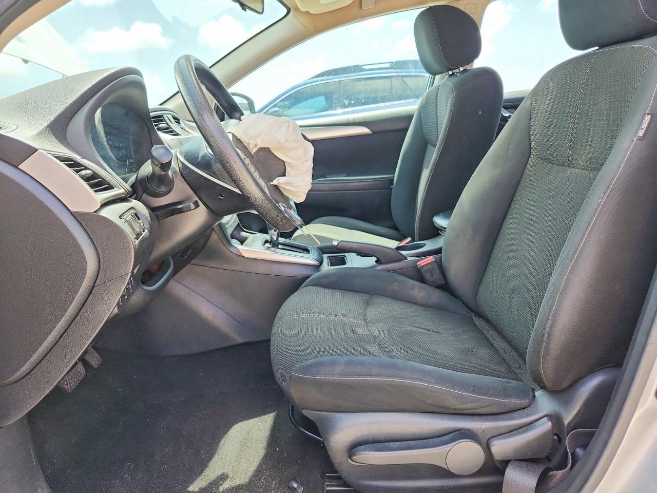 2017 Nissan Sentra S - Фото 7