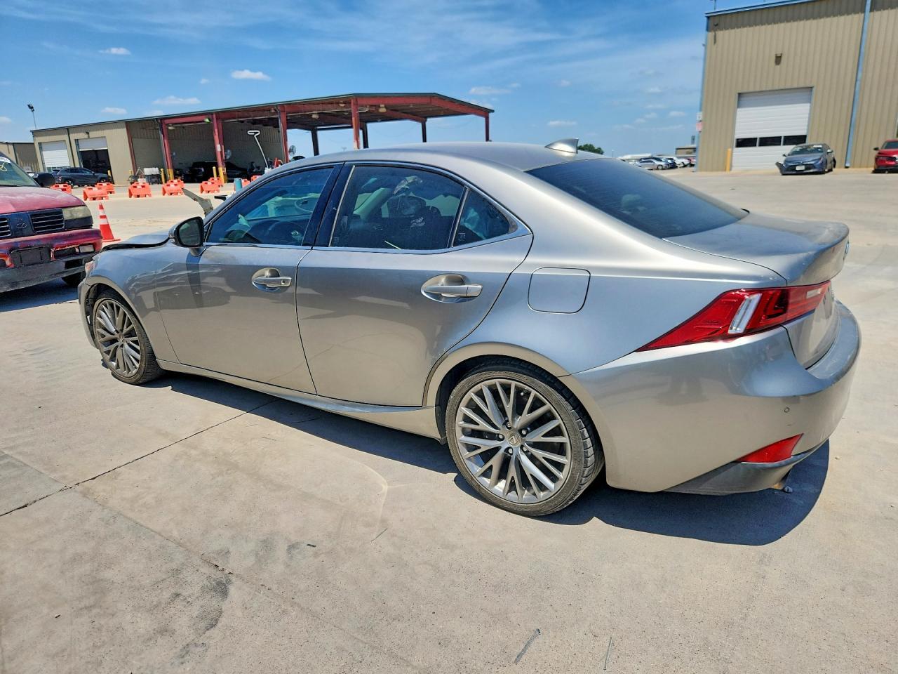 2016 Lexus Is 200T Base - Фото 2