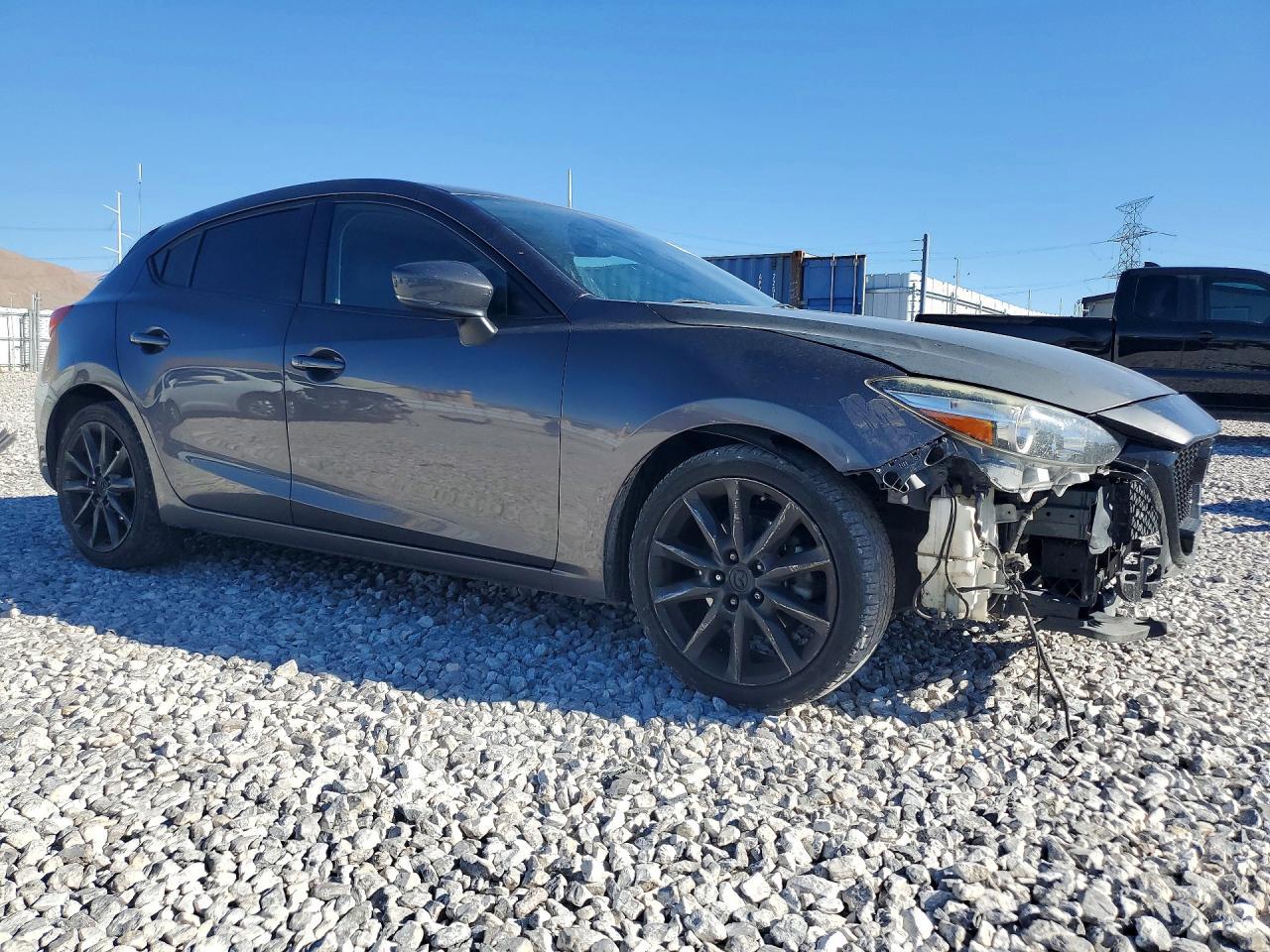 2018 Mazda 3 - Image 4