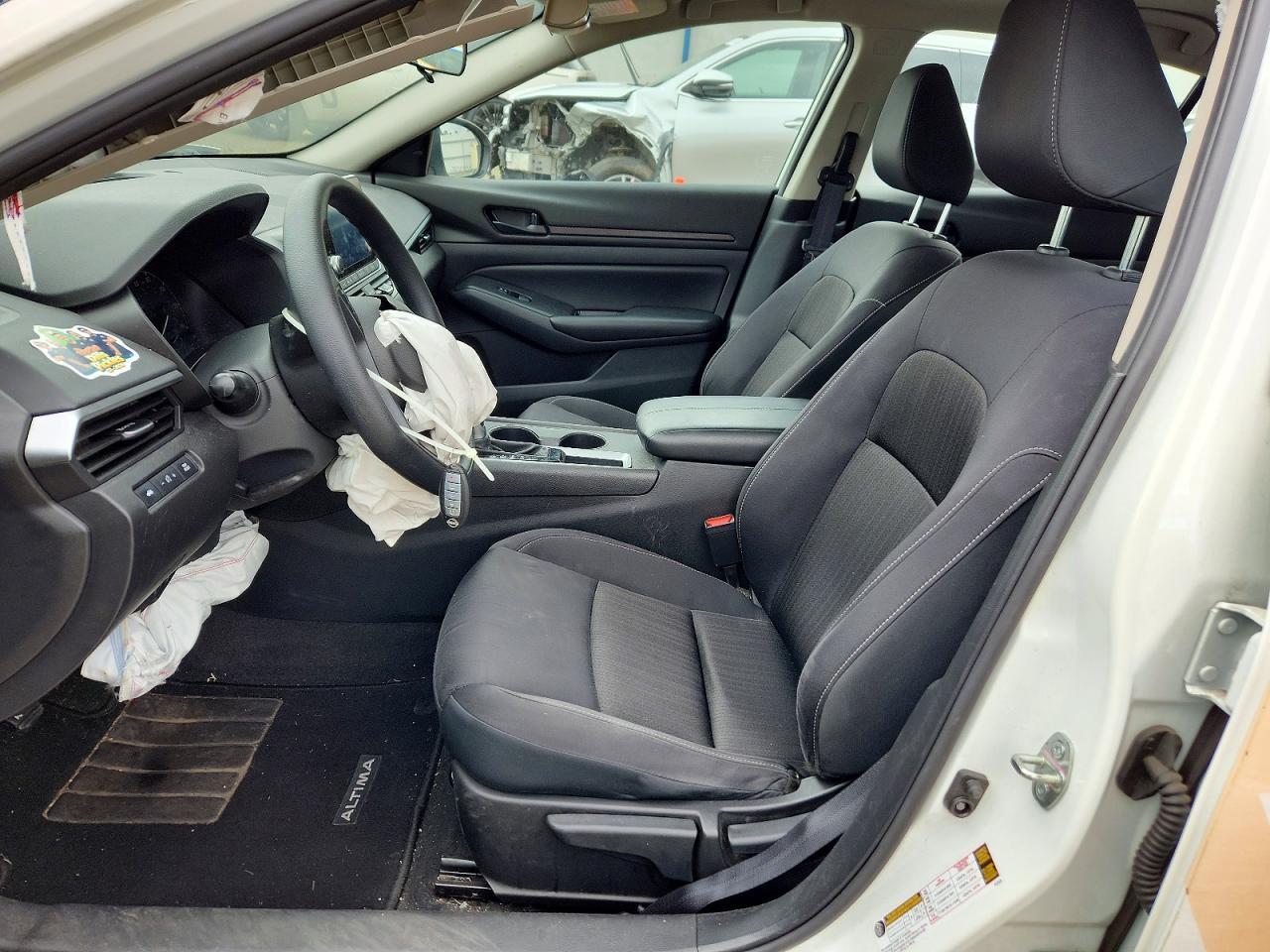 2025 Nissan Altima S - Фото 7