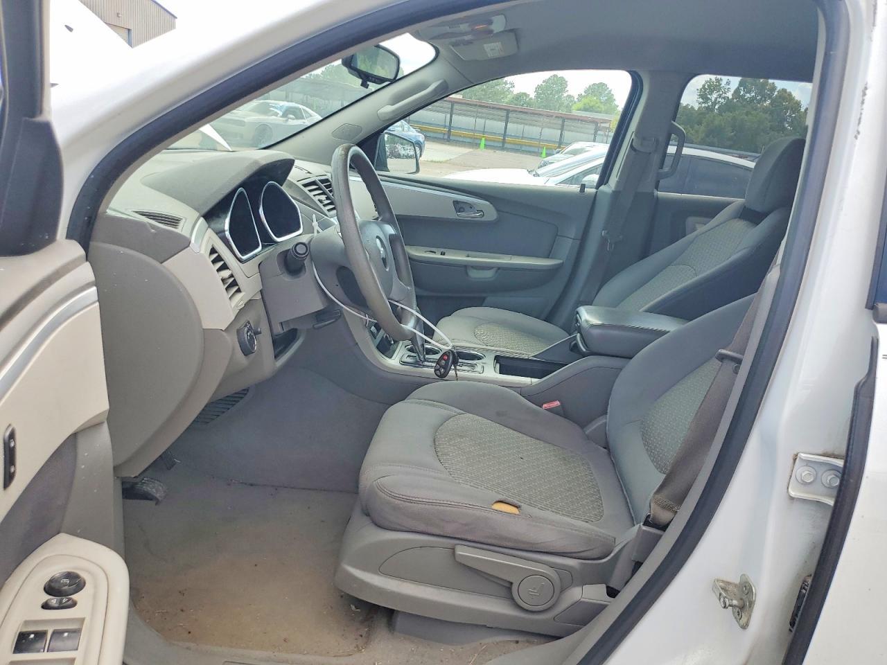 2010 Chevrolet Traverse Ls - Фото 7