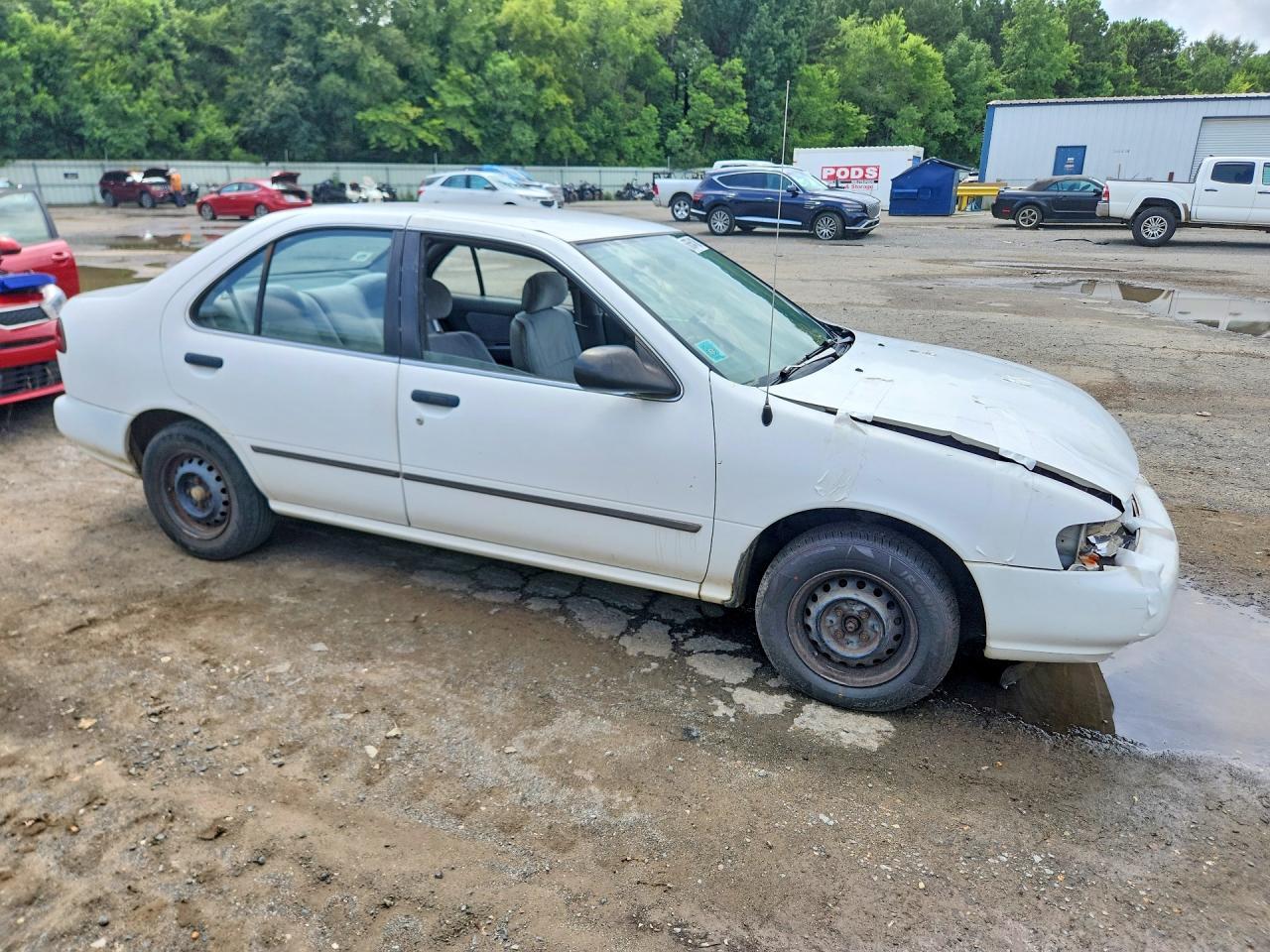 1996 Nissan Sentra E - Фото 4