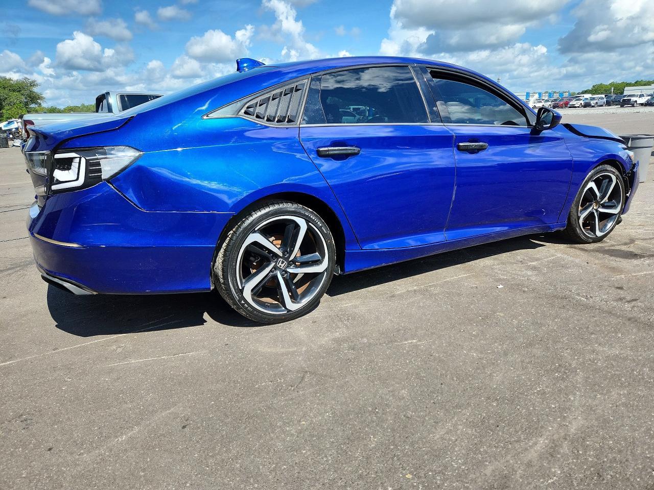 2020 Honda Accord Sport - Image 3