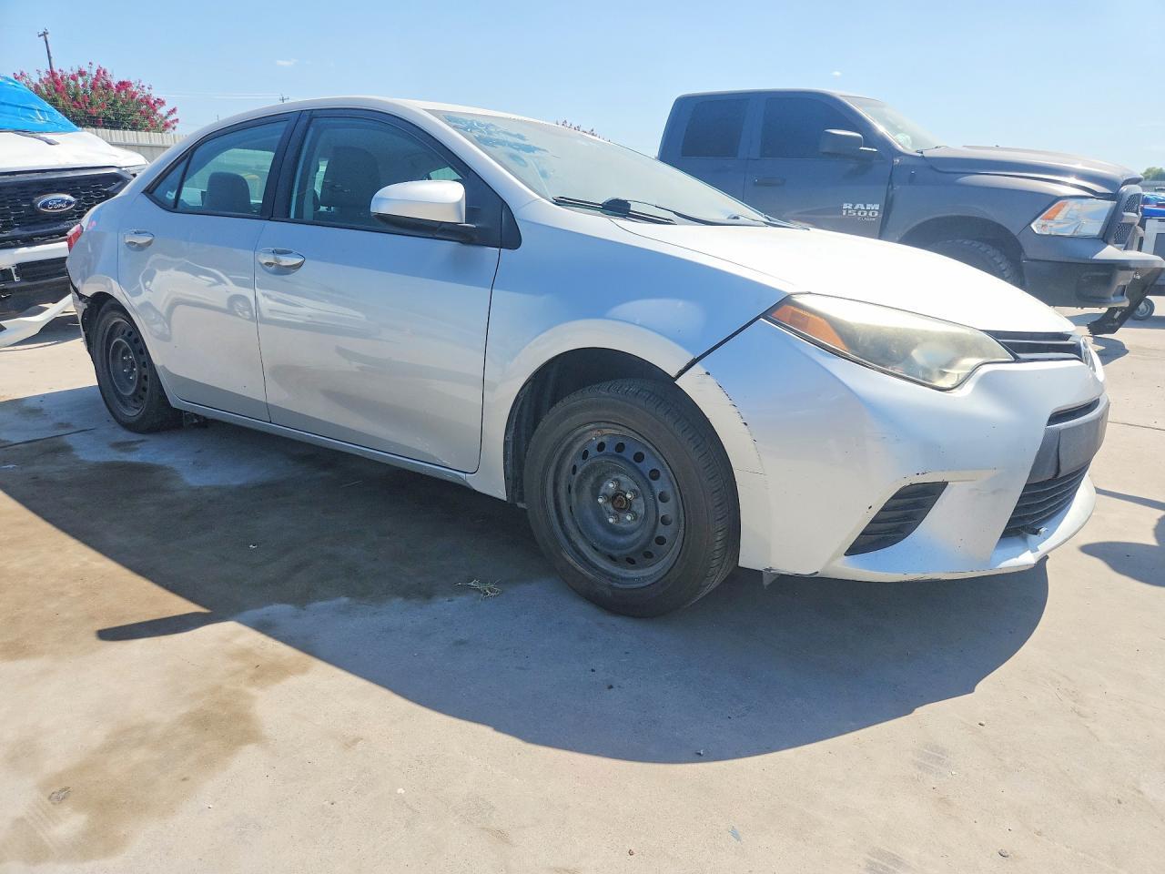 2014 Toyota Corolla Le - Фото 4