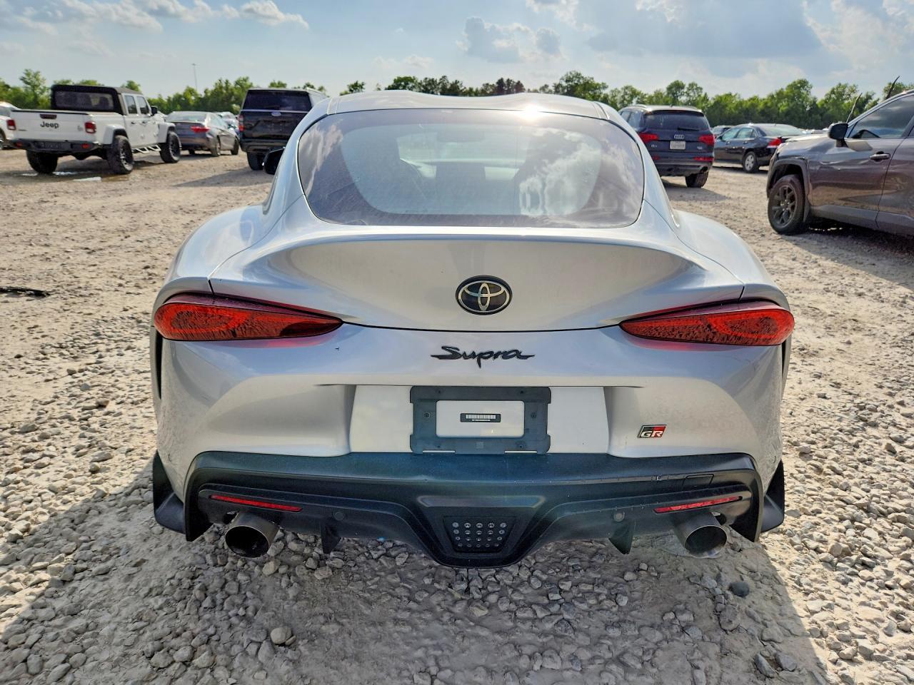 2022 Toyota Supra Base - Image 6