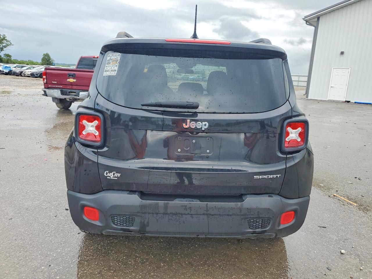 2016 Jeep Renegade Sport - Image 6