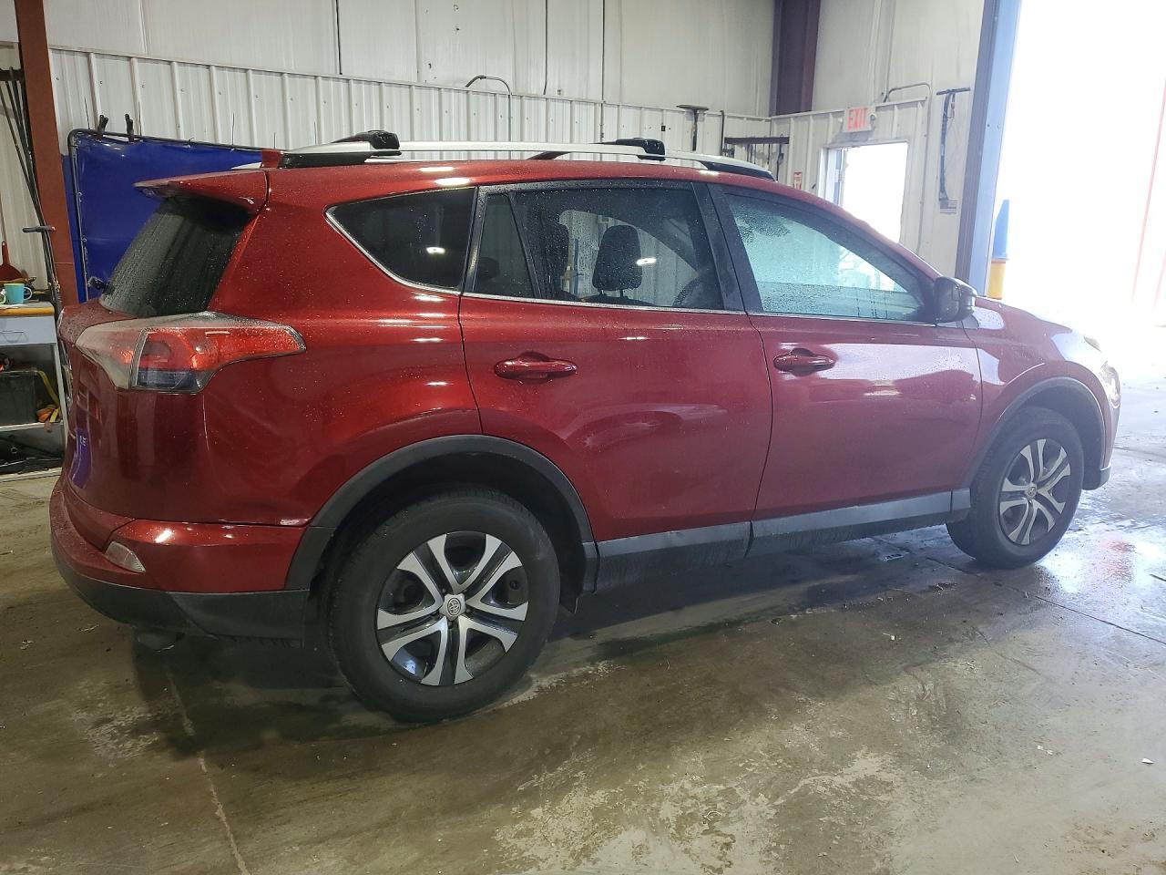 2018 Toyota Rav4 Le - Image 3