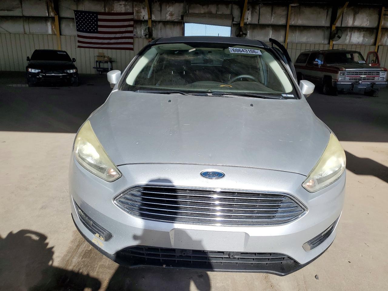 2017 Ford Focus Titanium - Фото 5