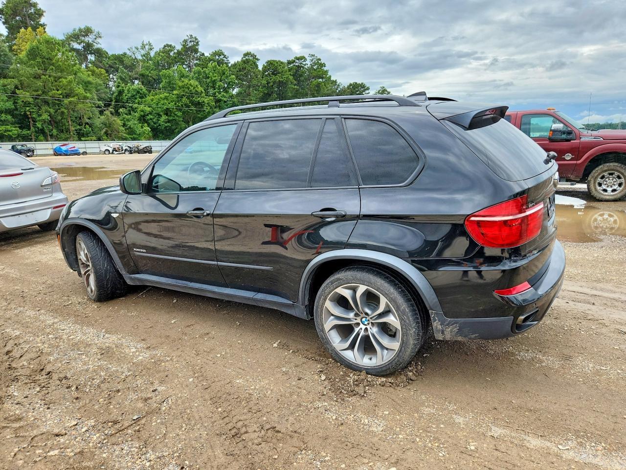 2013 BMW X5 xDrive50I - Image 2
