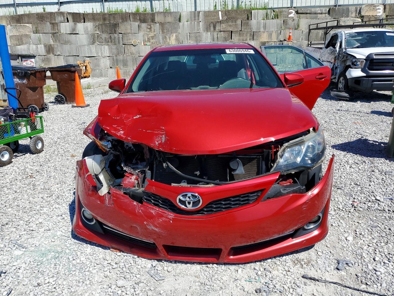 2012 Toyota Camry Se Sport Limited Edition - Image 5