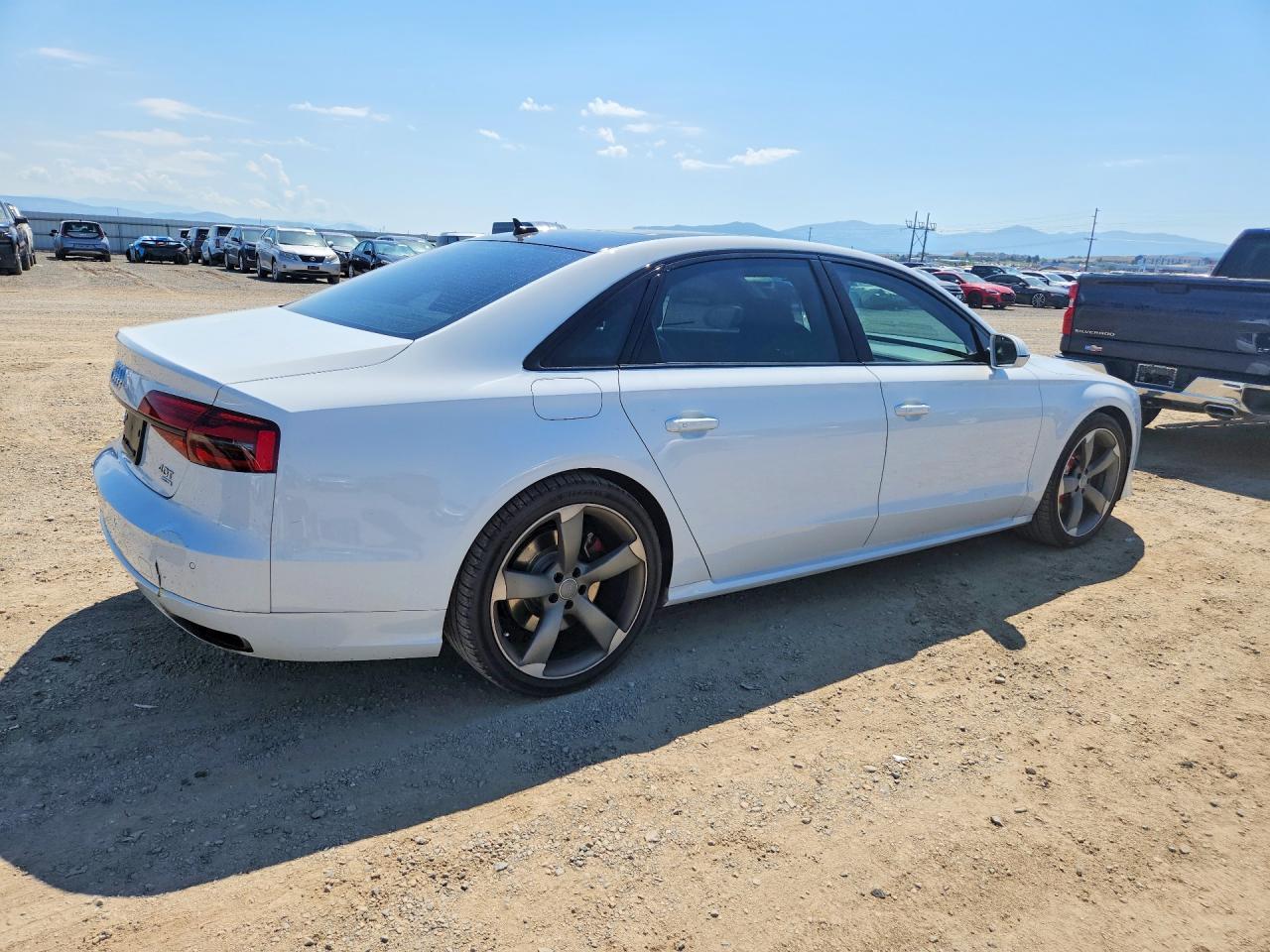 2017 Audi A8 L Quattro - Фото 3