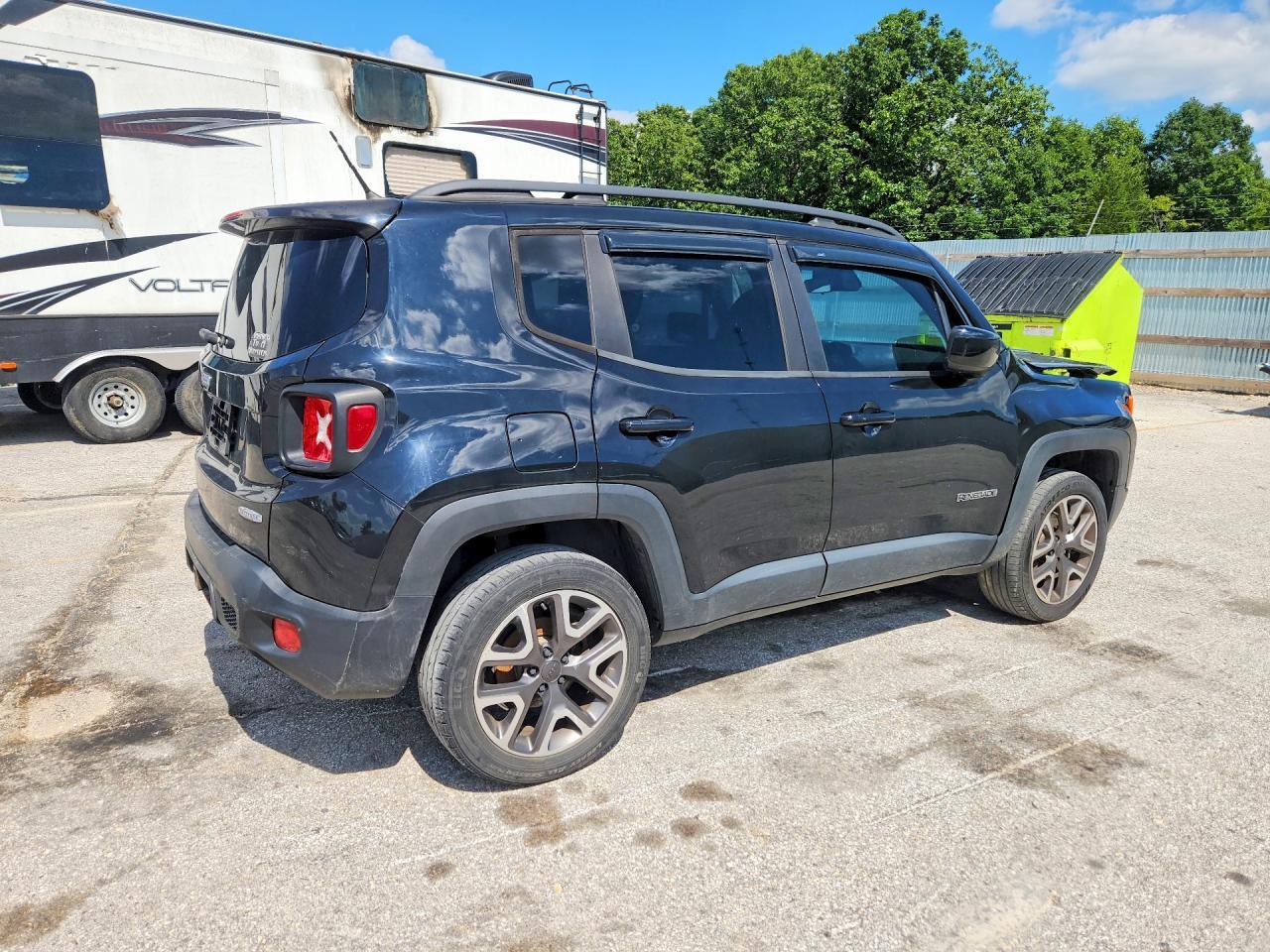 2017 Jeep Renegade Latitude - Фото 3