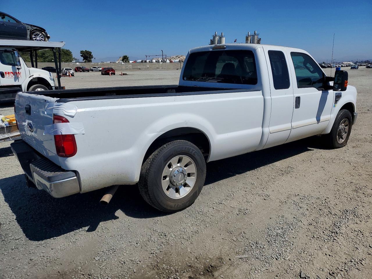 2009 Ford F250 Super Duty - Image 3