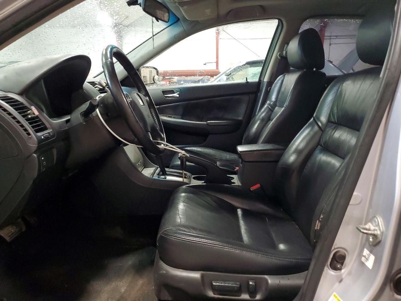 2004 Honda Accord - Фото 7