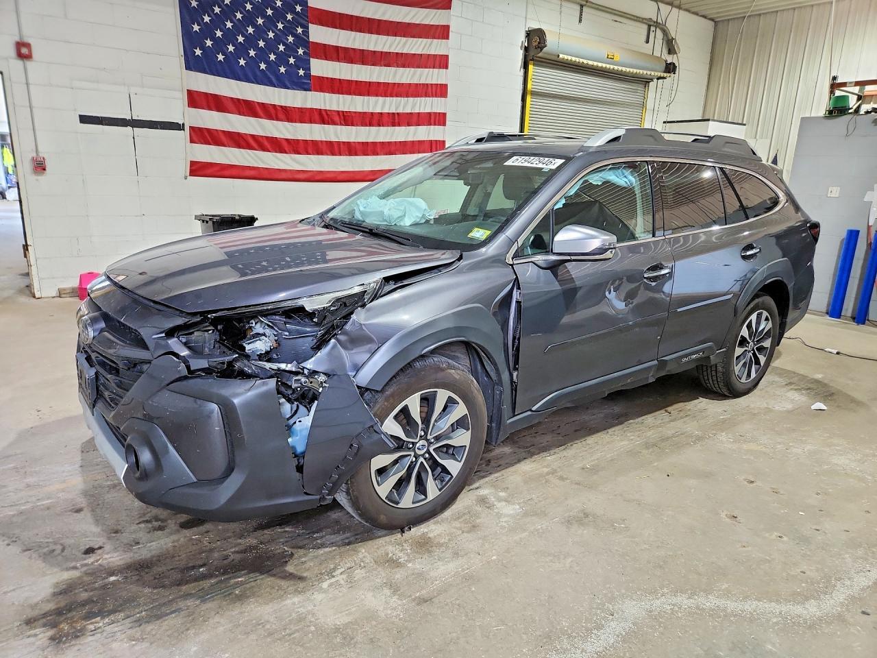 2023 Subaru Outback Touring