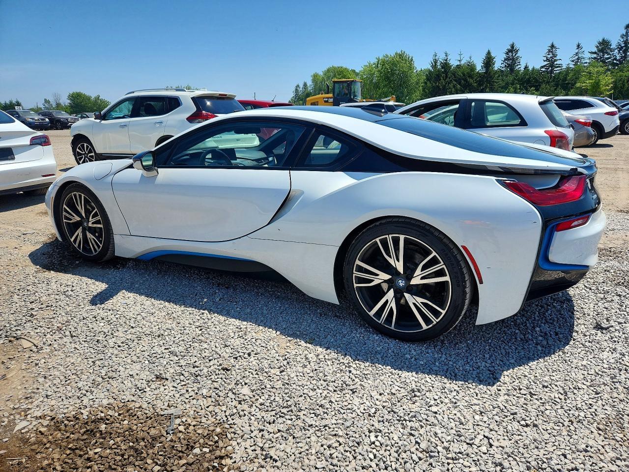 2015 BMW I8 - Image 2