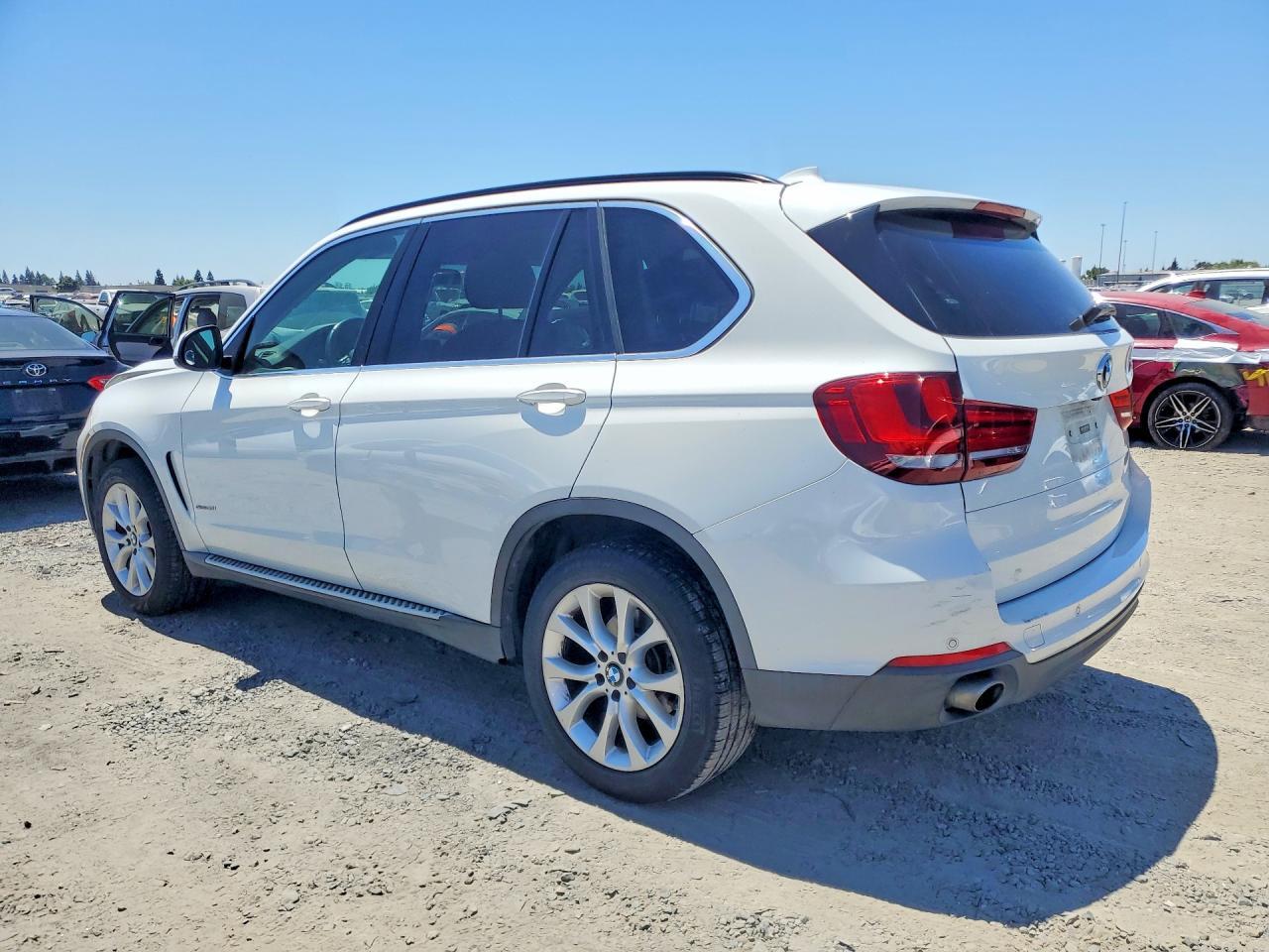 2016 BMW X5 Sdrive35I - Фото 2