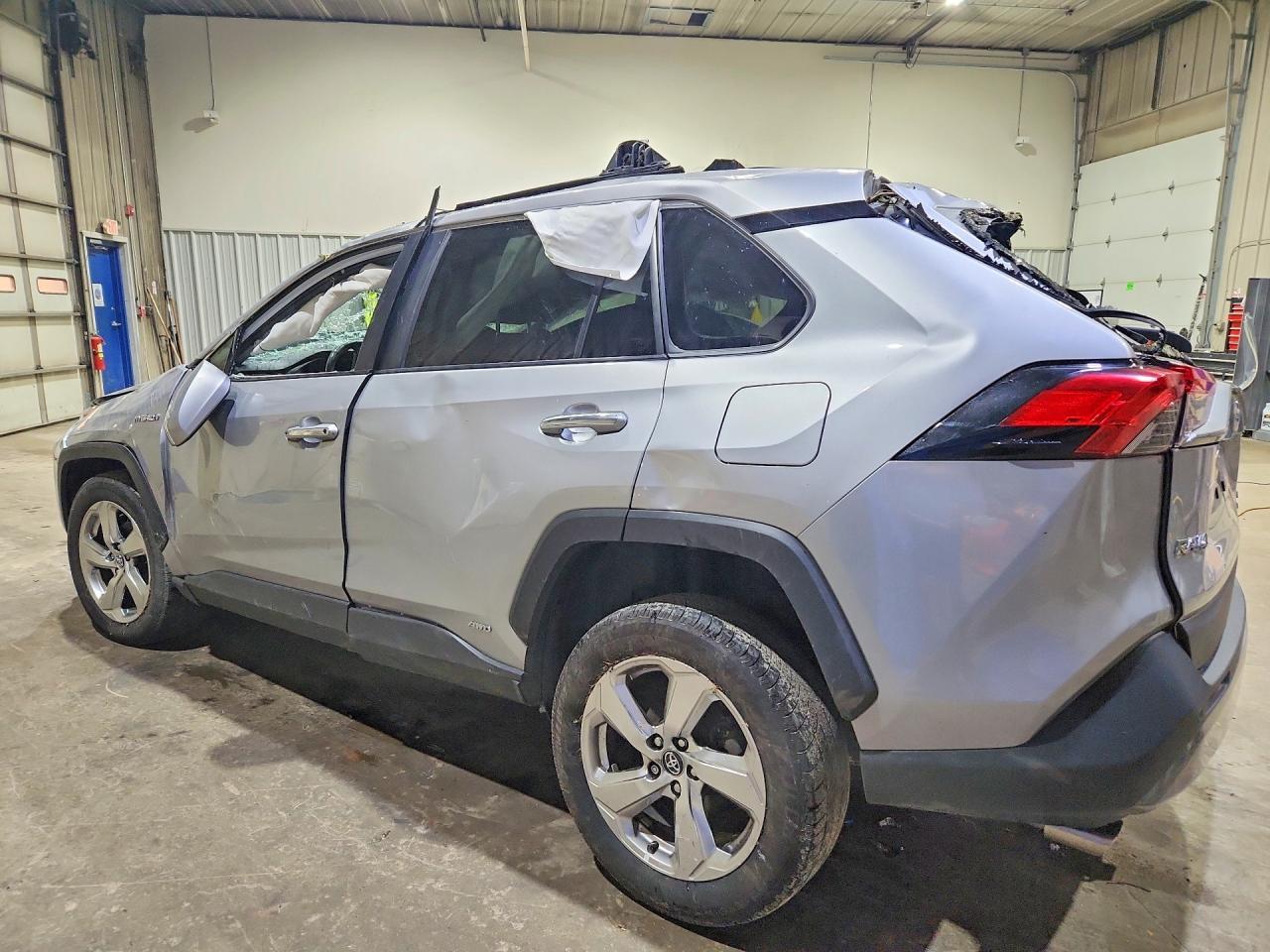 2021 Toyota Rav4 Limited - Фото 2