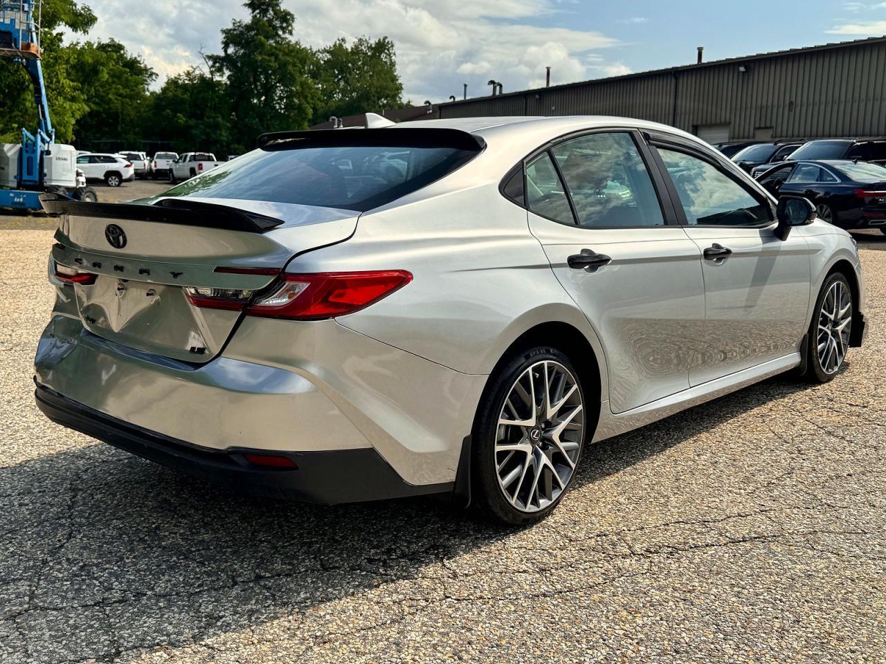 2025 Toyota Camry Le - Image 4