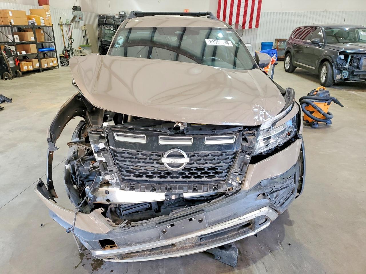 2023 Nissan Pathfinder Sv - Image 5