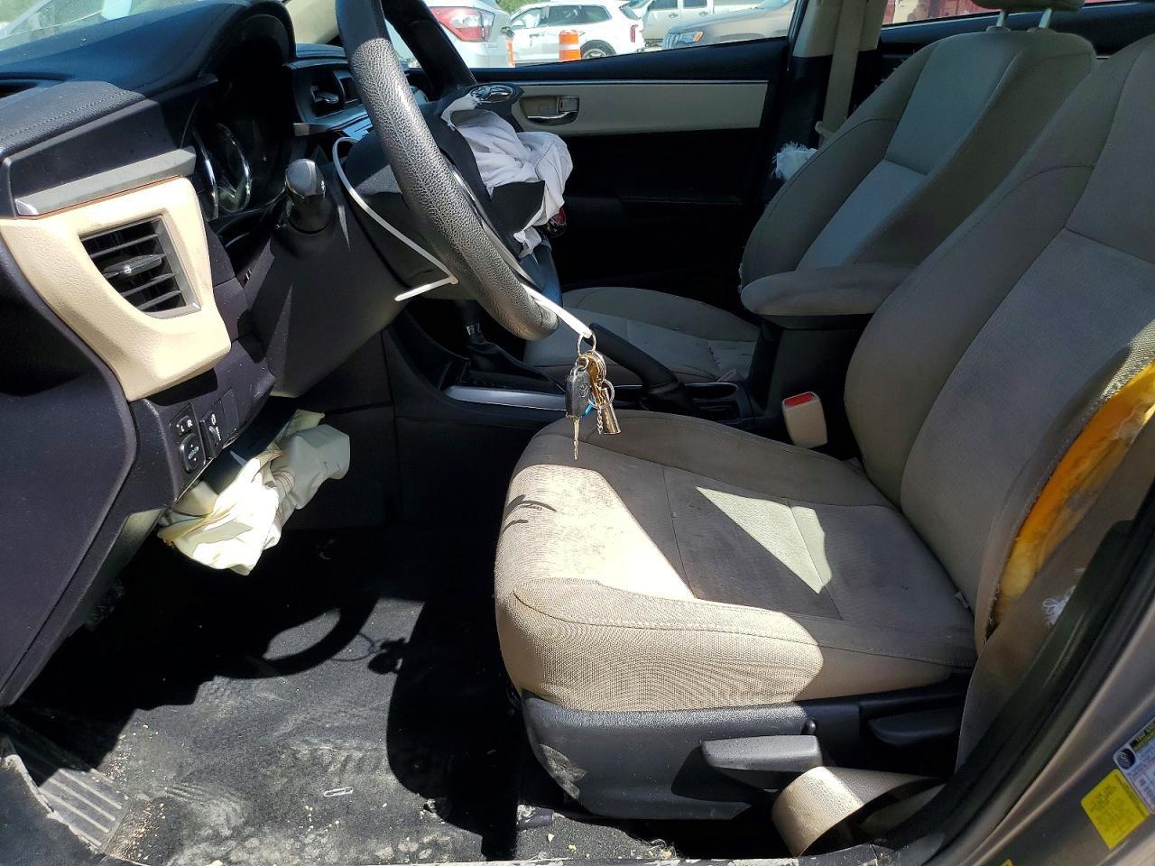 2015 Toyota Corolla Le - Фото 7