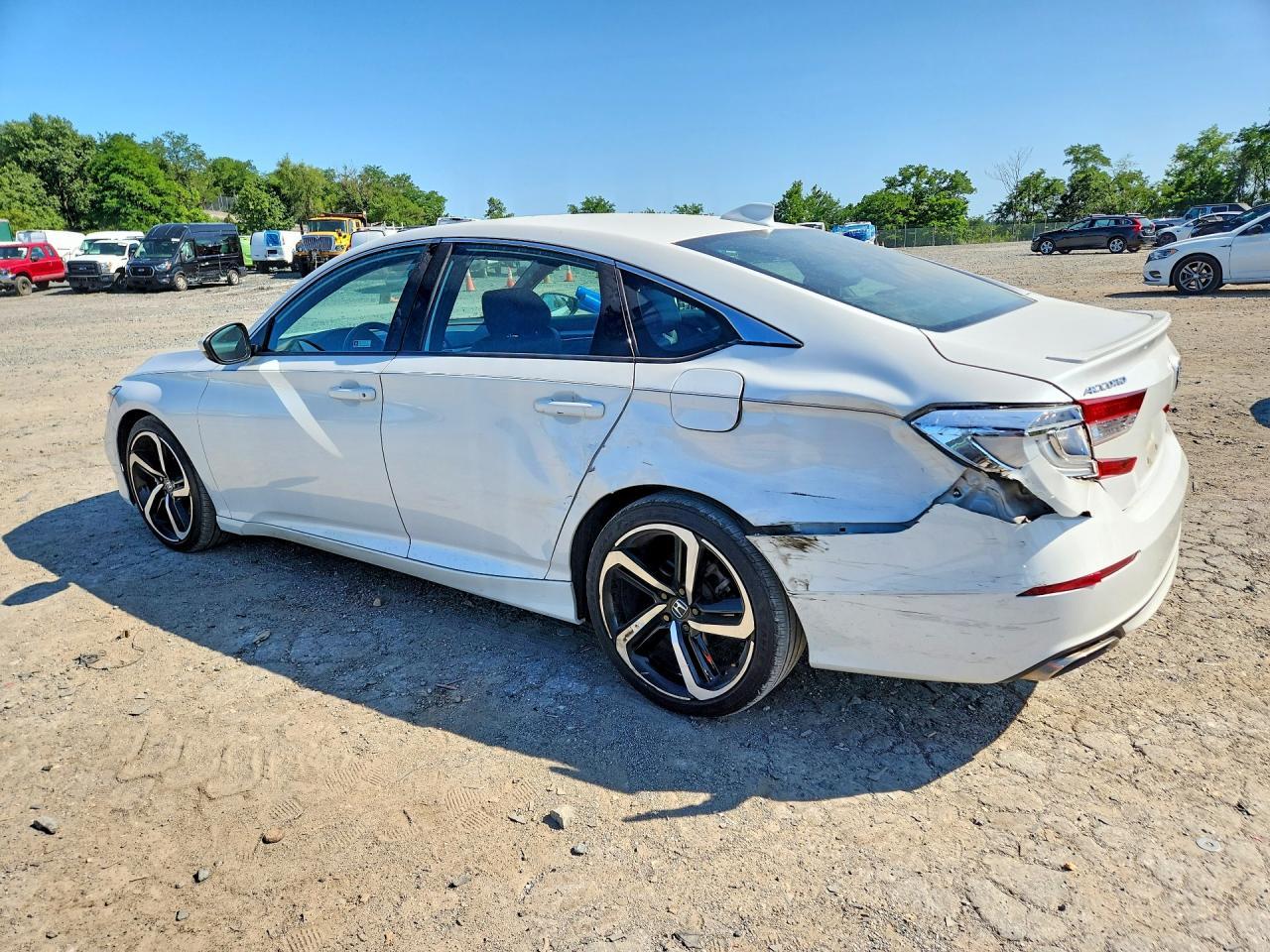 2020 Honda Accord Sport - Image 2