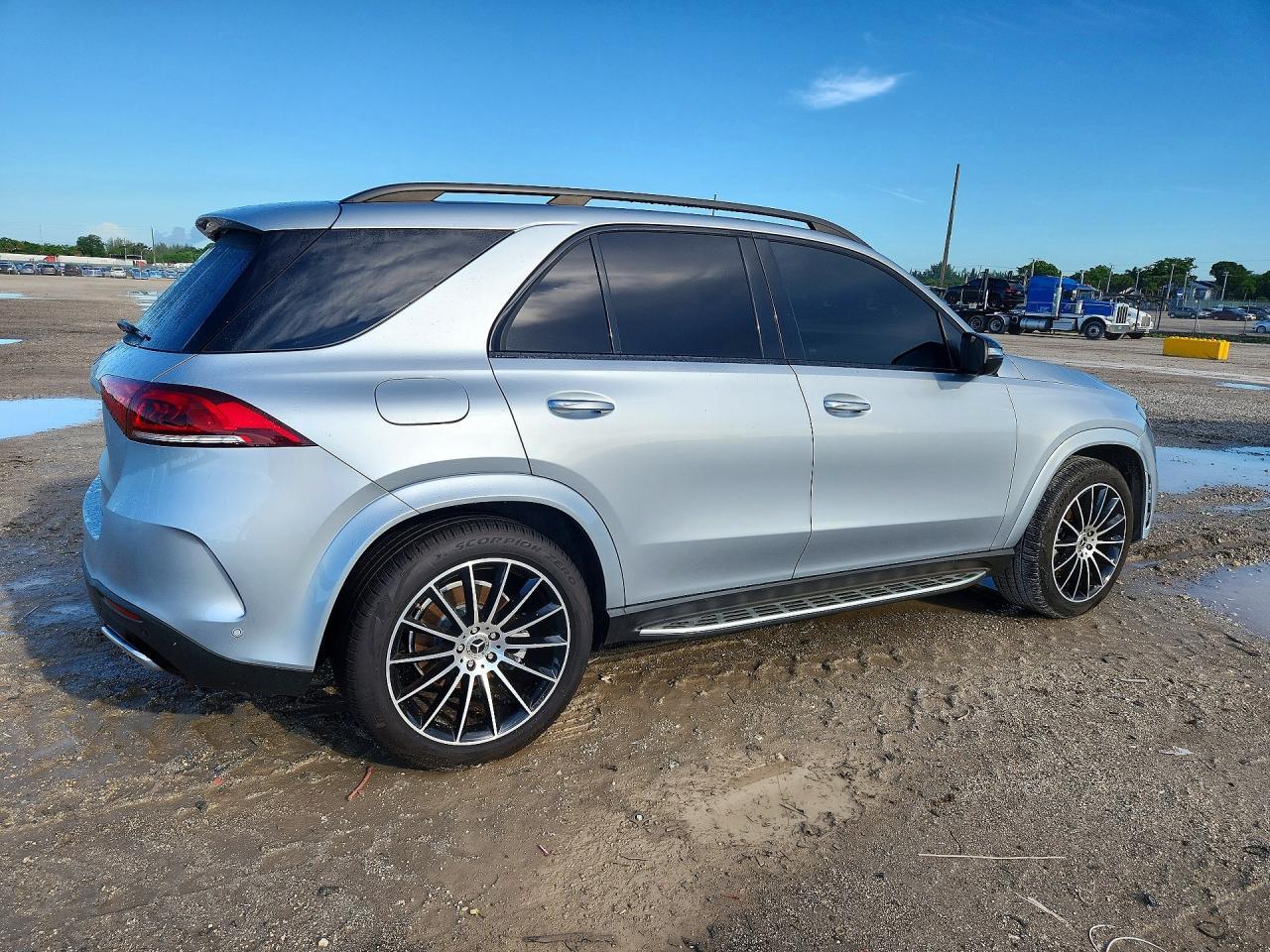 2023 Mercedes-Benz Gle 350 - Image 3