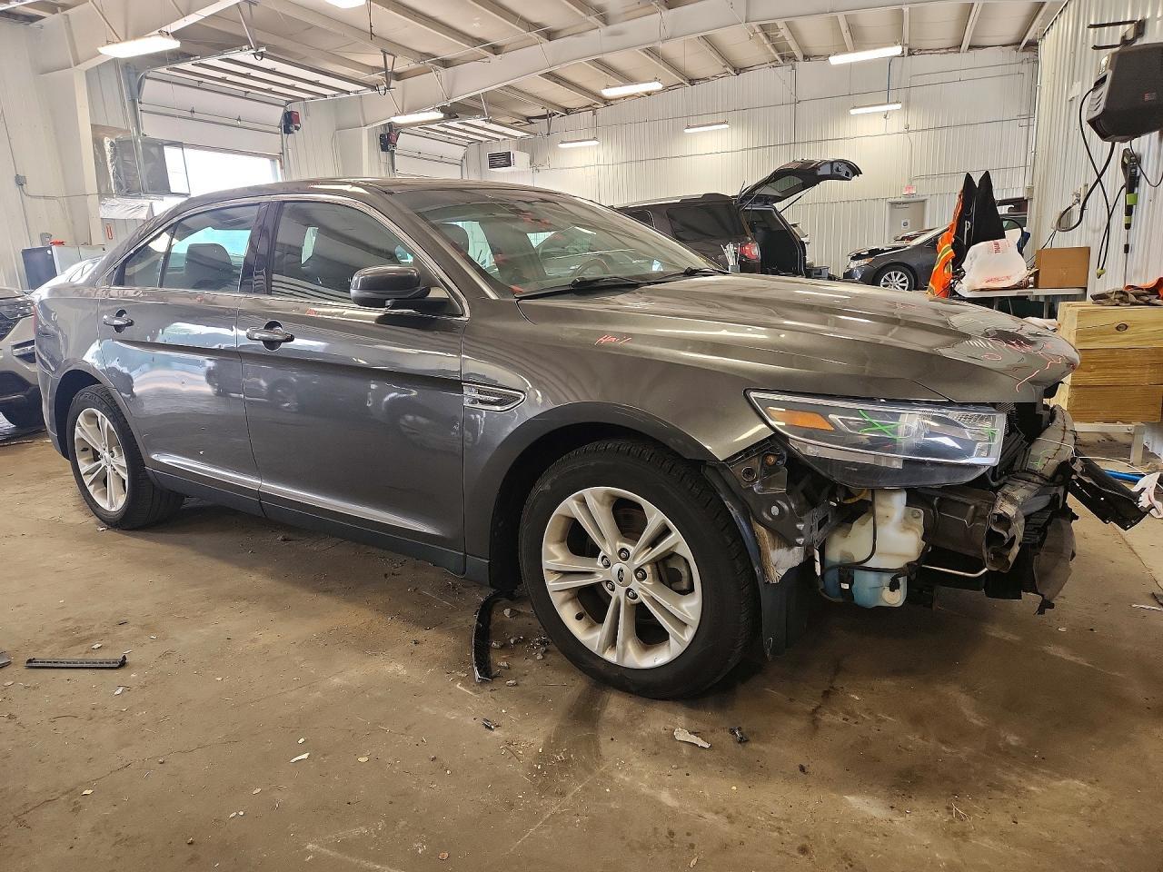 2015 Ford Taurus Sel - Image 4