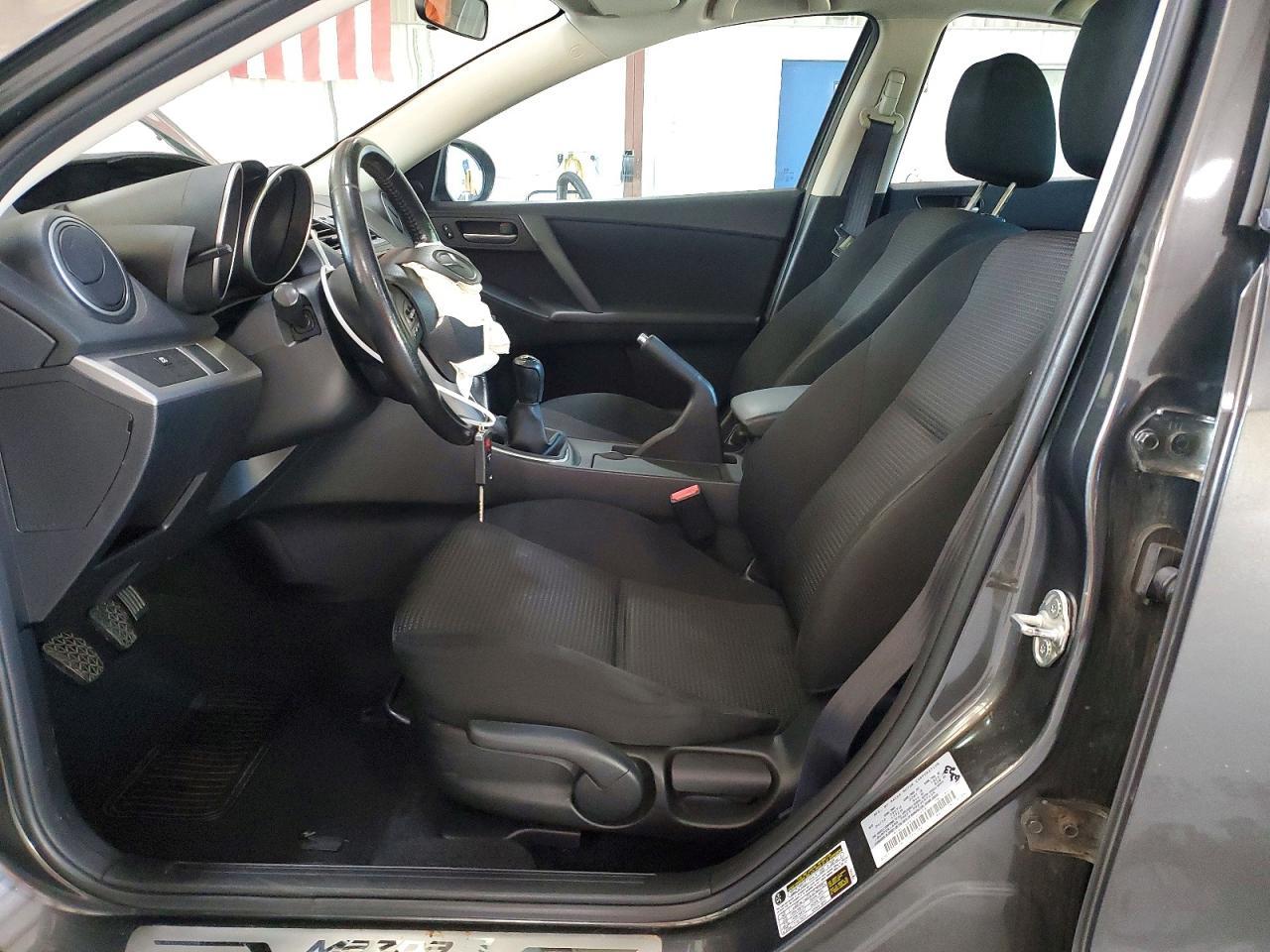 2012 Mazda 3 I - Image 7