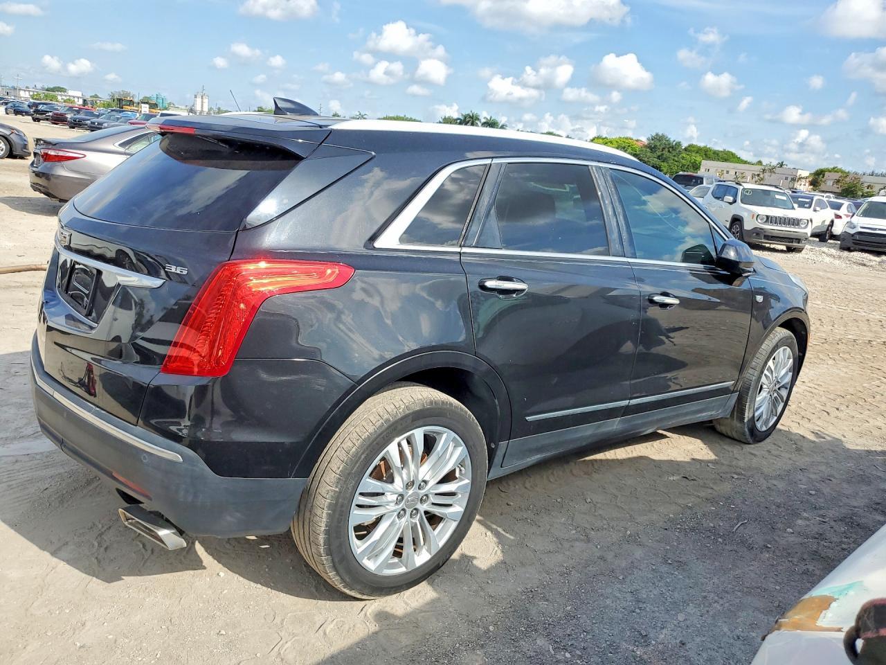 2017 Cadillac Xt5 Premium Luxury - Фото 3
