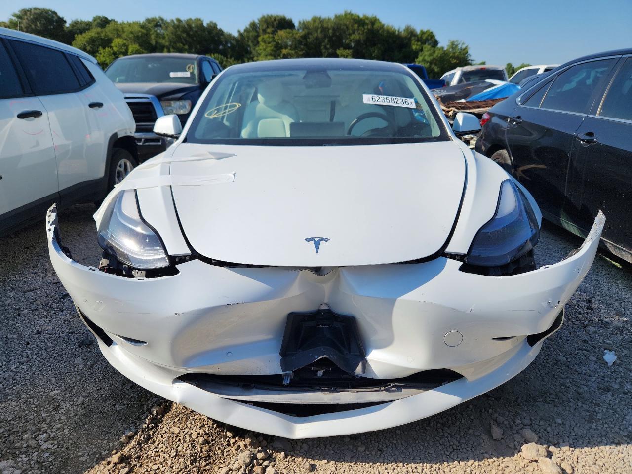 2021 Tesla Model 3 - Image 5