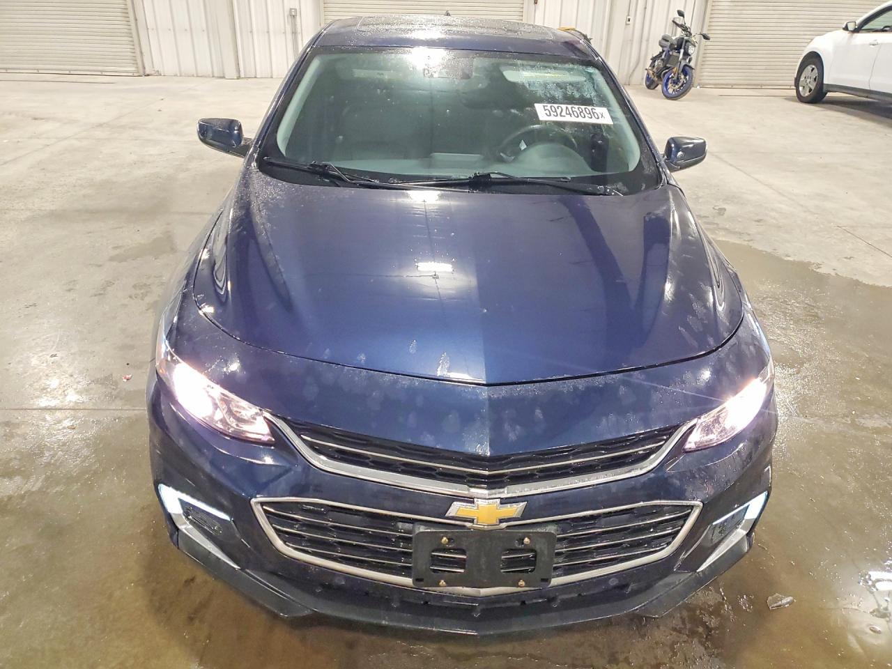 2017 Chevrolet Malibu Premier - Фото 5