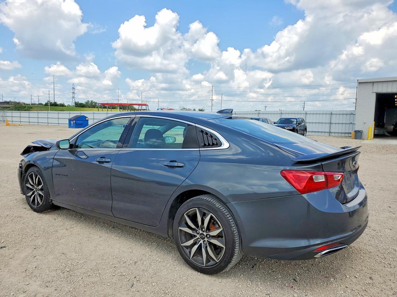 2020 Chevrolet Malibu Rs - Image 2