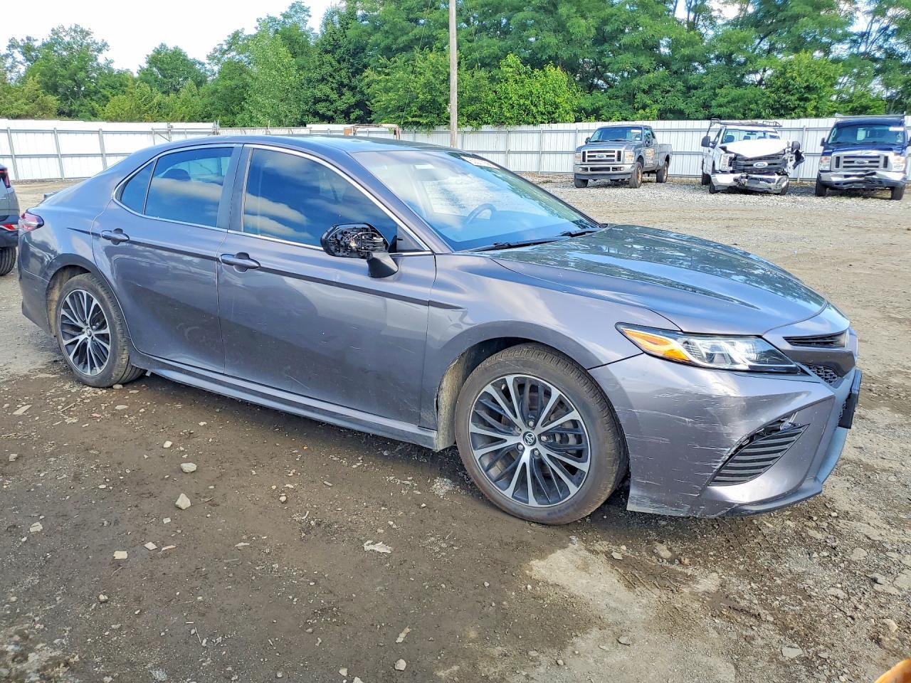 2018 Toyota Camry Se - Image 4