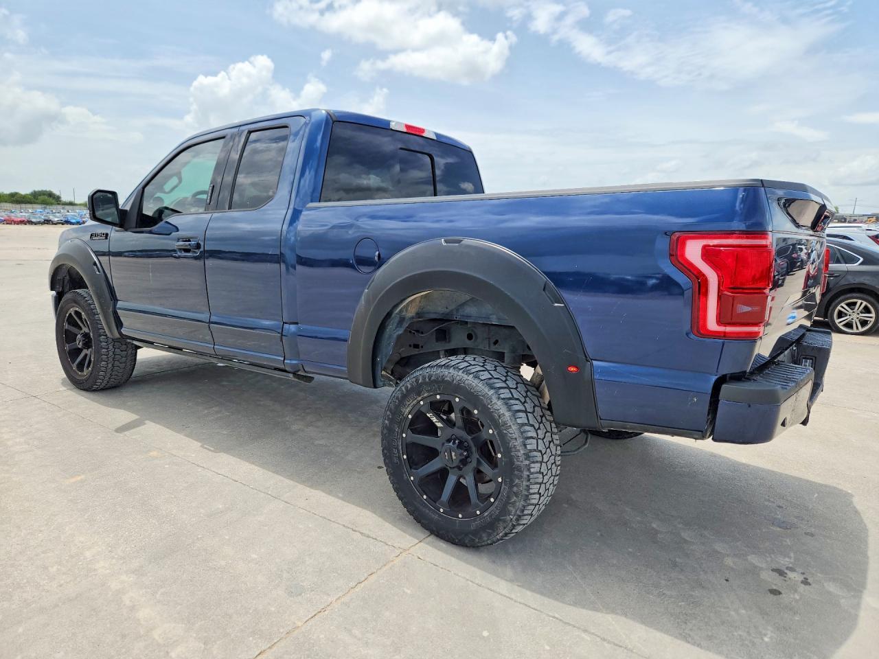 2017 Ford F150 Super Cab - Фото 2