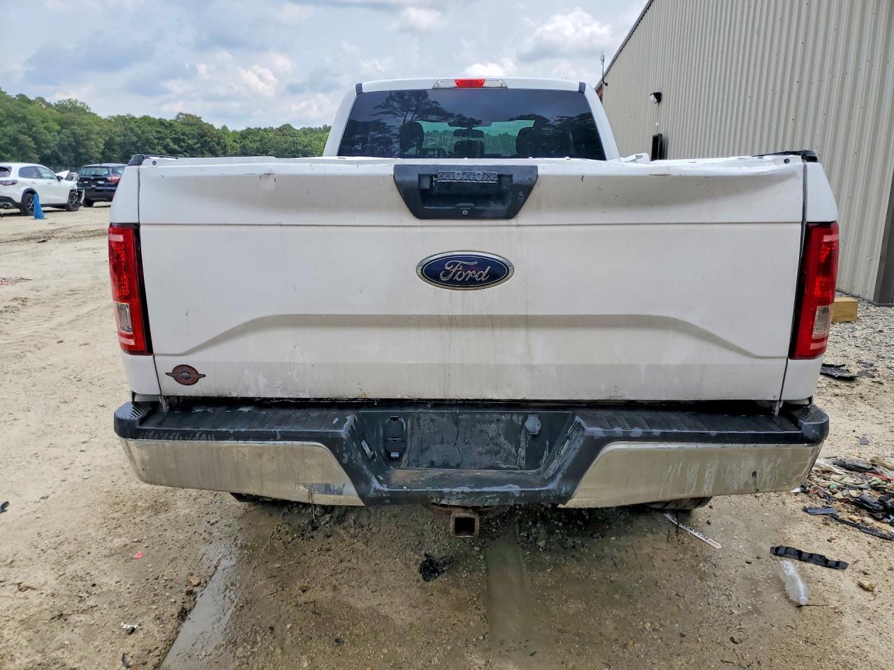 2016 Ford F150 Super Cab - Image 6