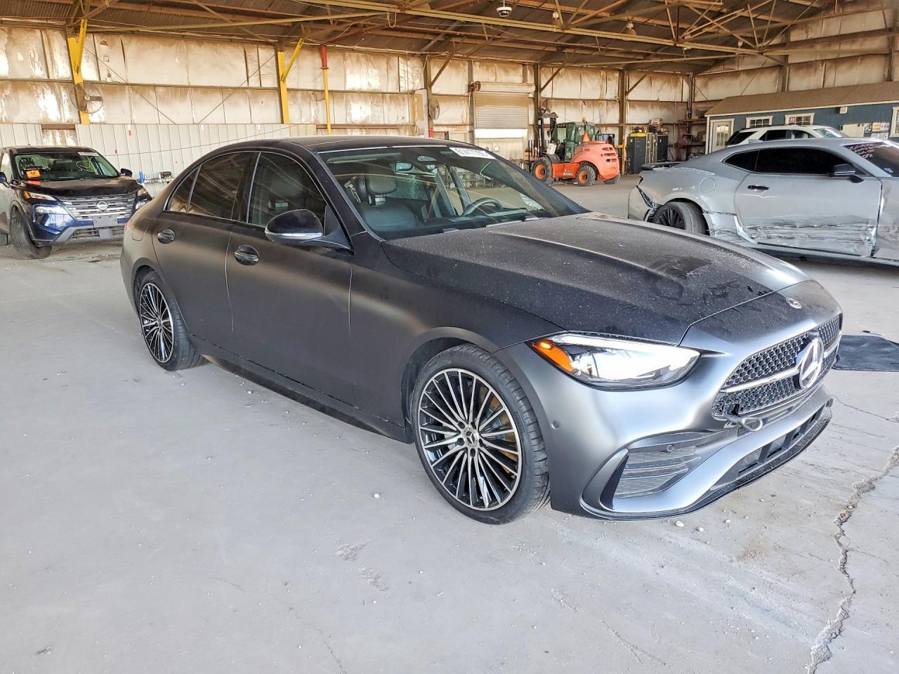2025 Mercedes-Benz C 300 - Image 4