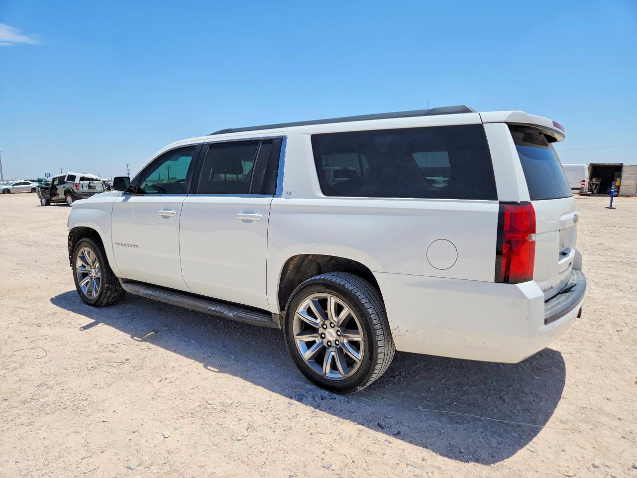 2016 Chevrolet Suburban C1500 Lt - Image 2