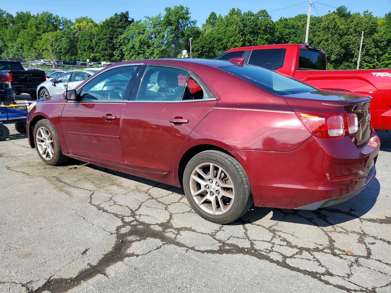 2015 Chevrolet Malibu 1Lt - Image 2