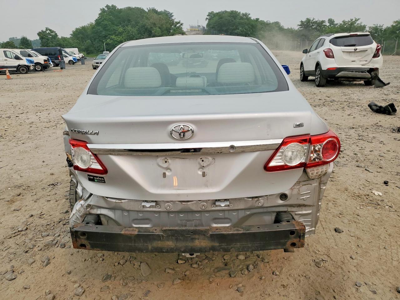 2013 Toyota Corolla Le - Фото 6