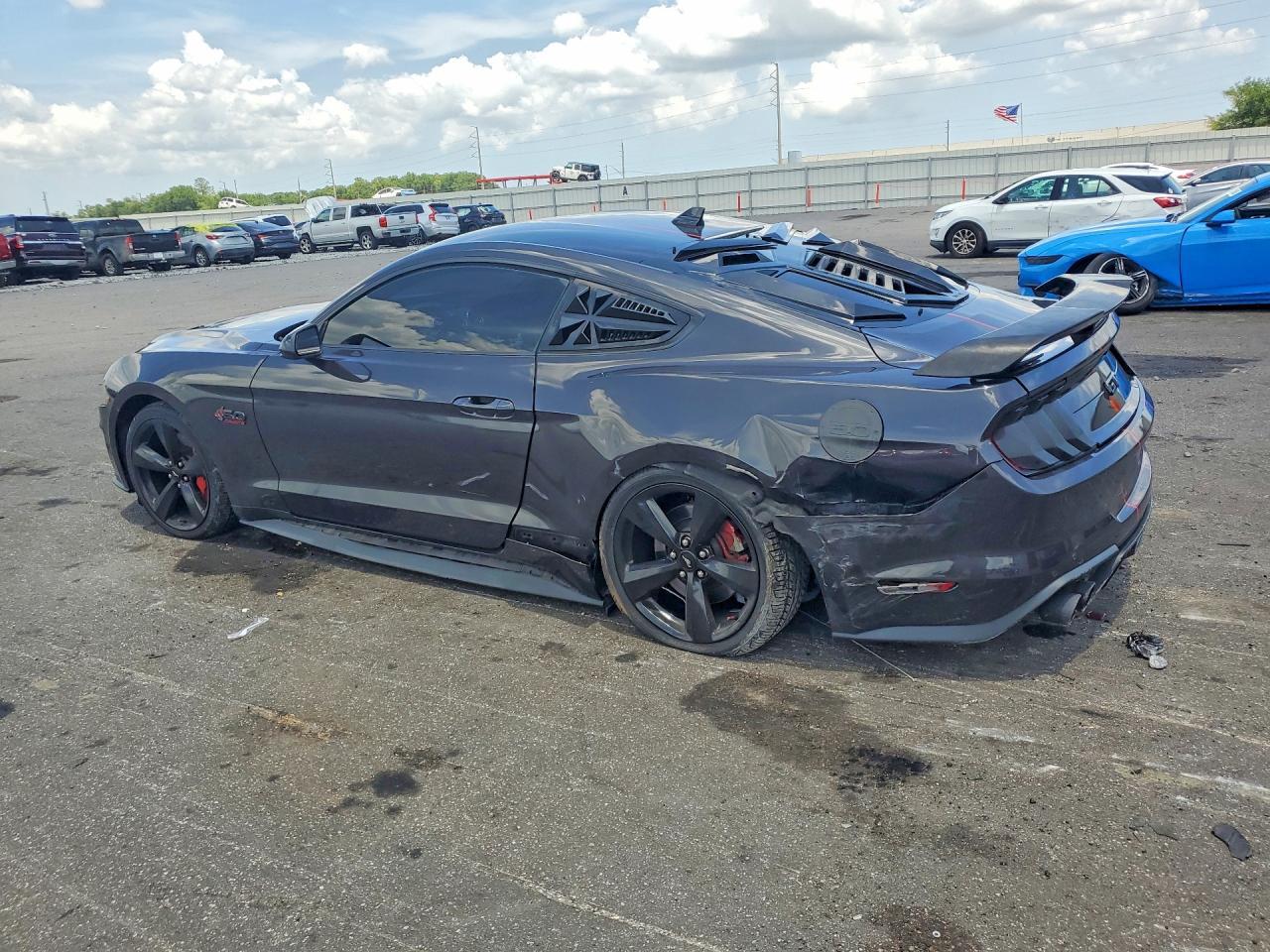 2022 Ford Mustang Gt - Image 2
