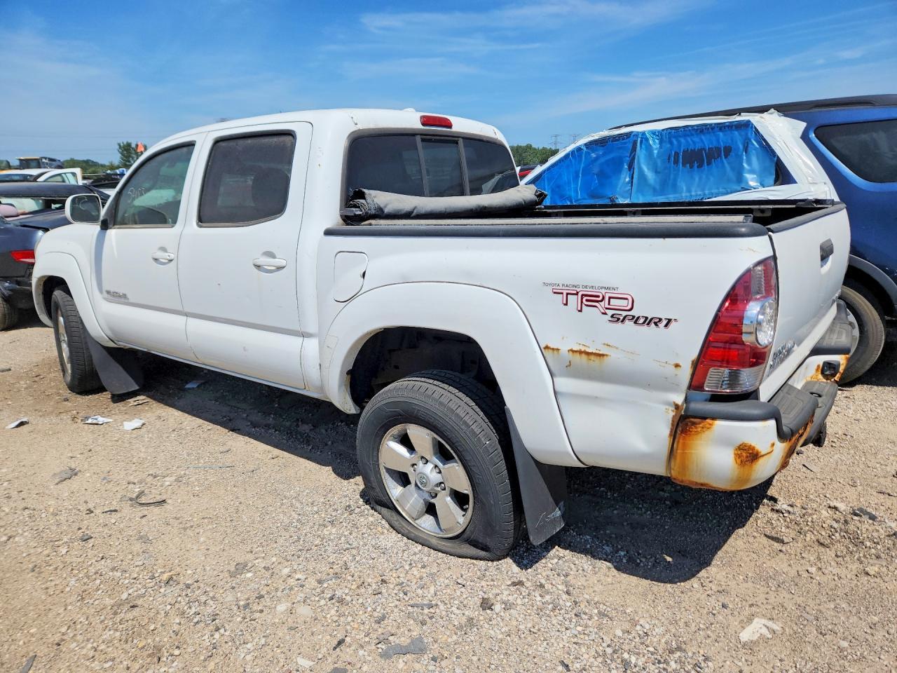 2009 Toyota Tacoma Double Cab - Фото 2