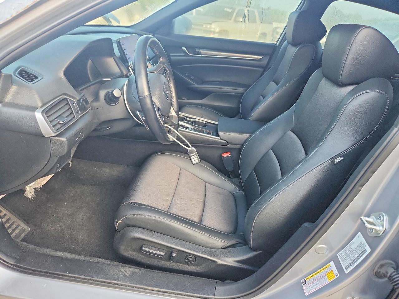 2022 Honda Accord Sport - Image 7