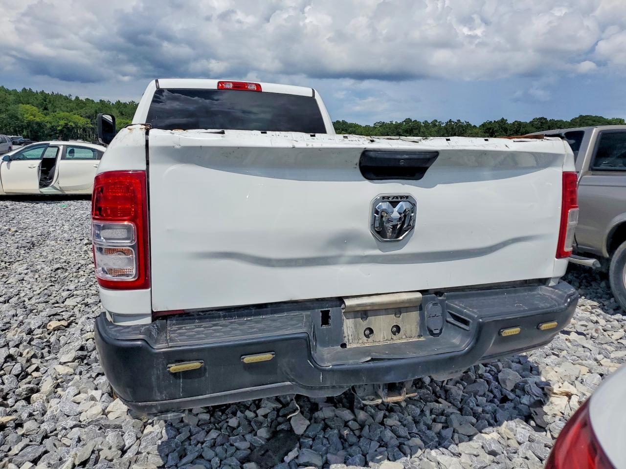 2021 Ram 2500 Tradesman - Фото 6