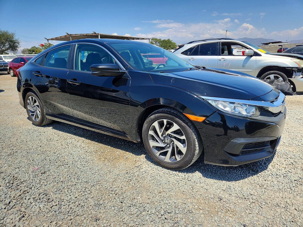 2018 Honda Civic Ex - Image 4