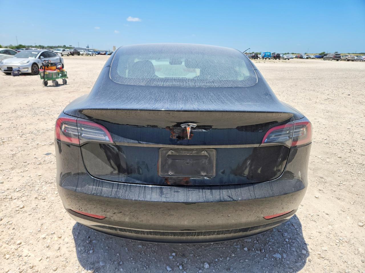 2023 Tesla Model 3 - Image 6