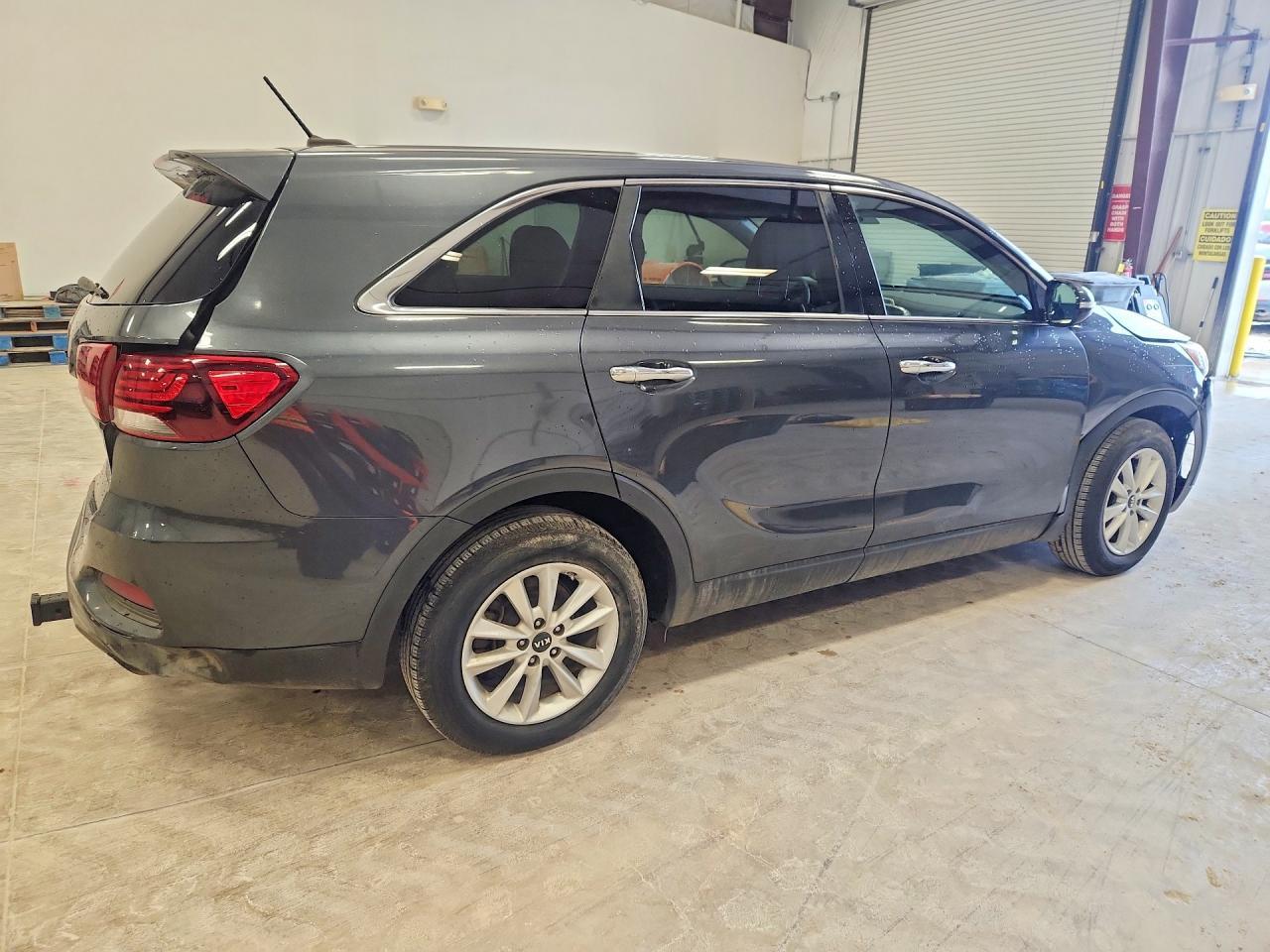 2020 Kia Sorento S - Фото 3