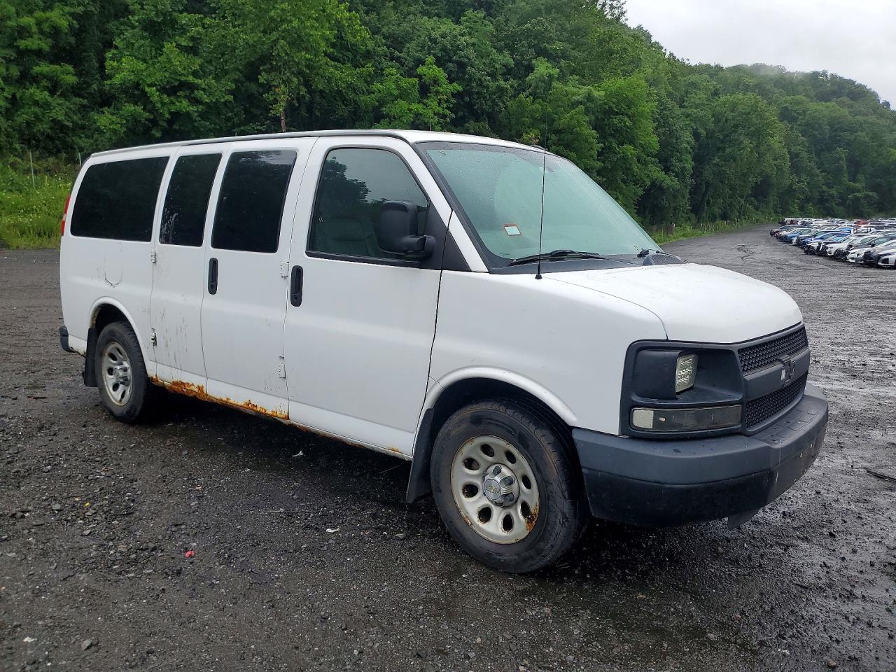 2013 Chevrolet Express G1500 Ls - Фото 4