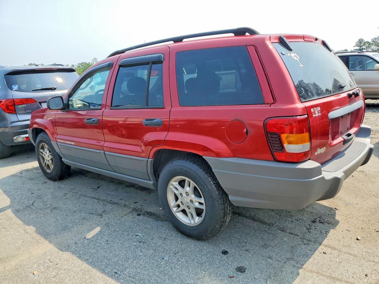2002 Jeep Grand Cherokee Laredo - Image 2