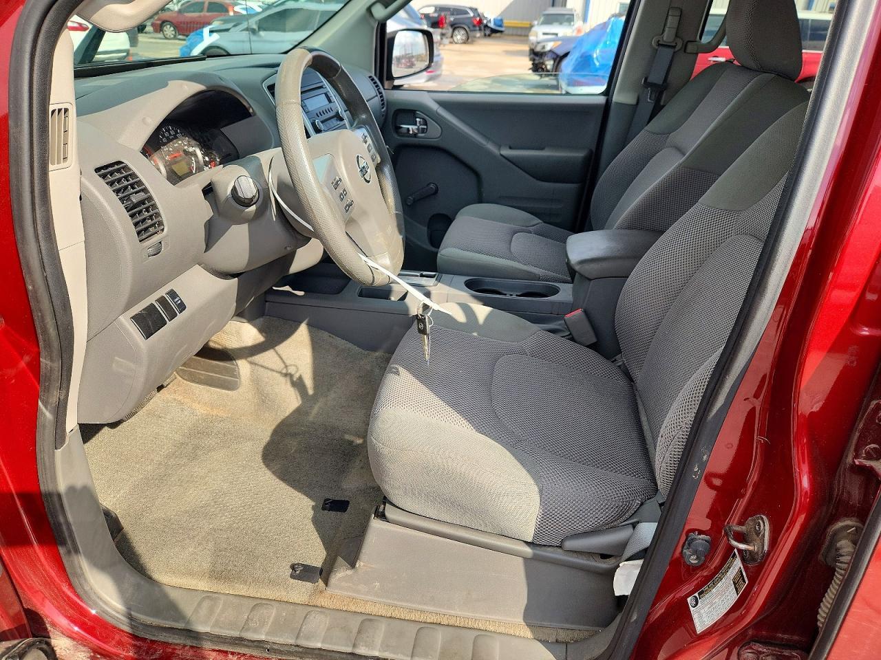 2015 Nissan Frontier S - Фото 7